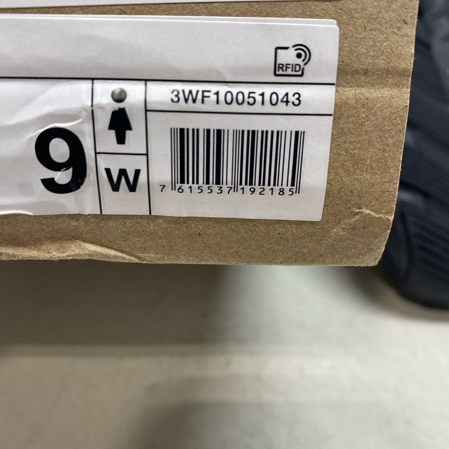 Serial #/Tag-UNT804875C8T