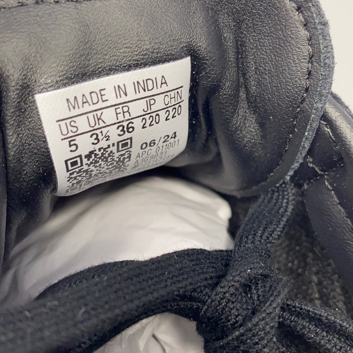 Serial #/Tag-UNT684140YZZ
