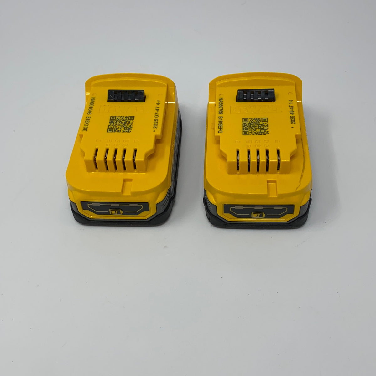 Left-LPNNG6GG7HQJX