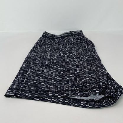 Bottom-UNT157970LQV