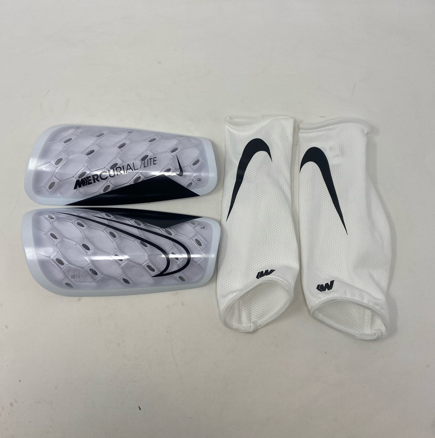 Right-LPNRRIY8362789