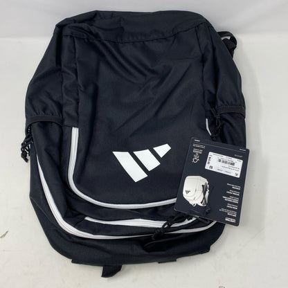 Back-UNT5676969QA