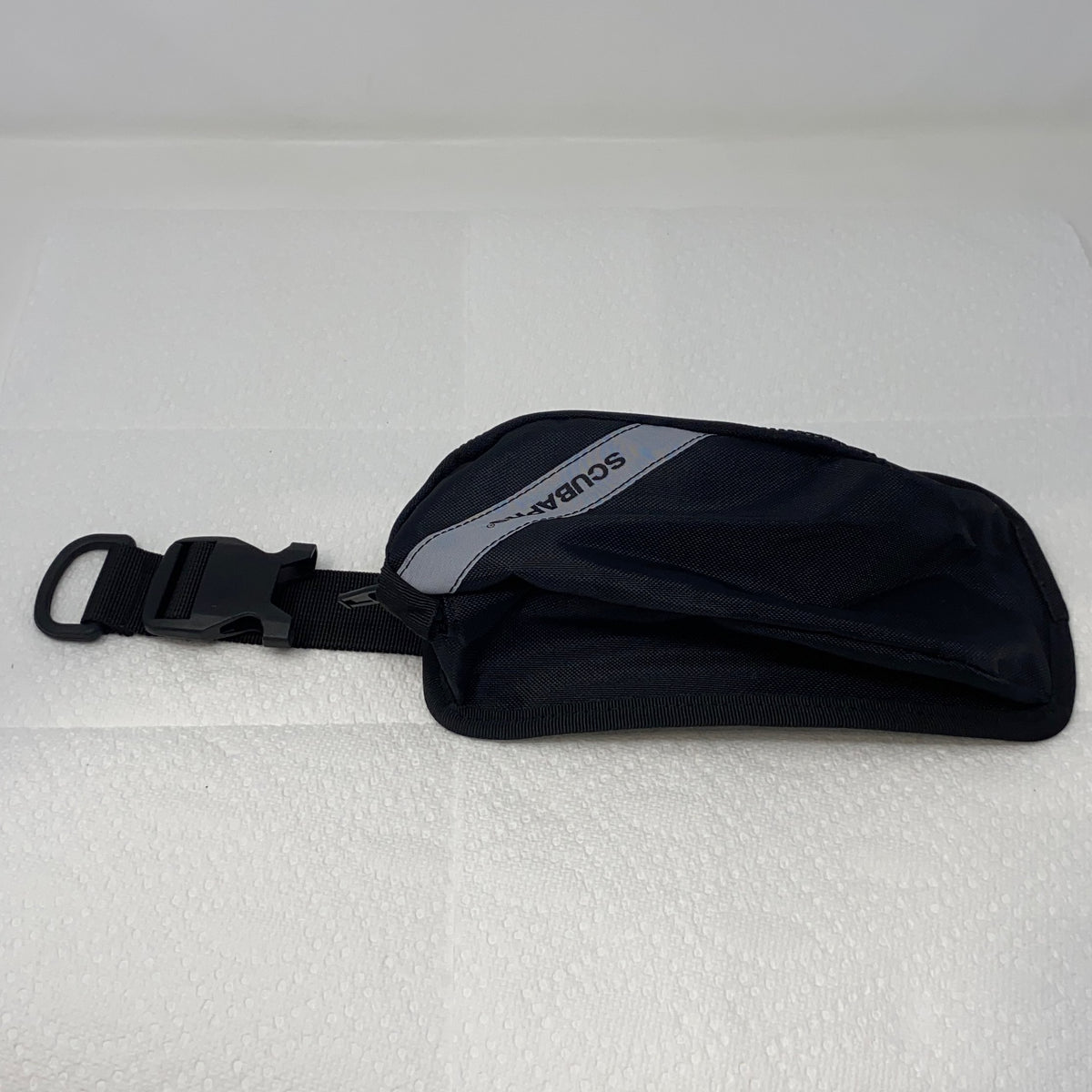 Back-UNT099731TG4
