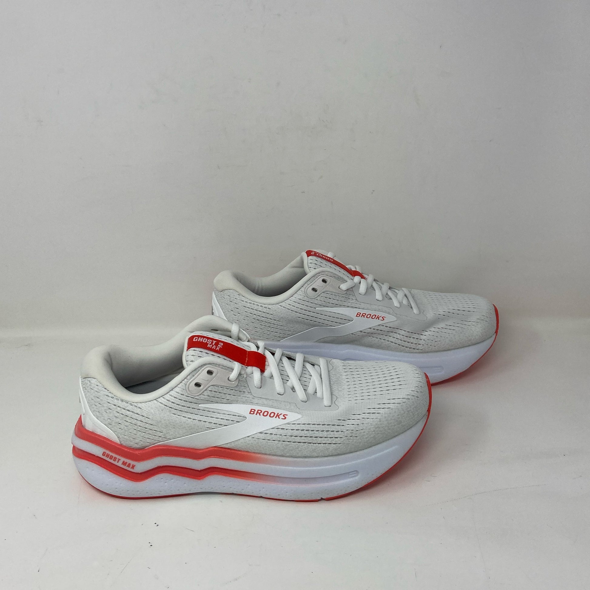 Front-LPNNB67KY4RWW
