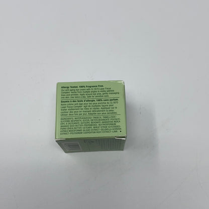 Back-UNT796557UDK