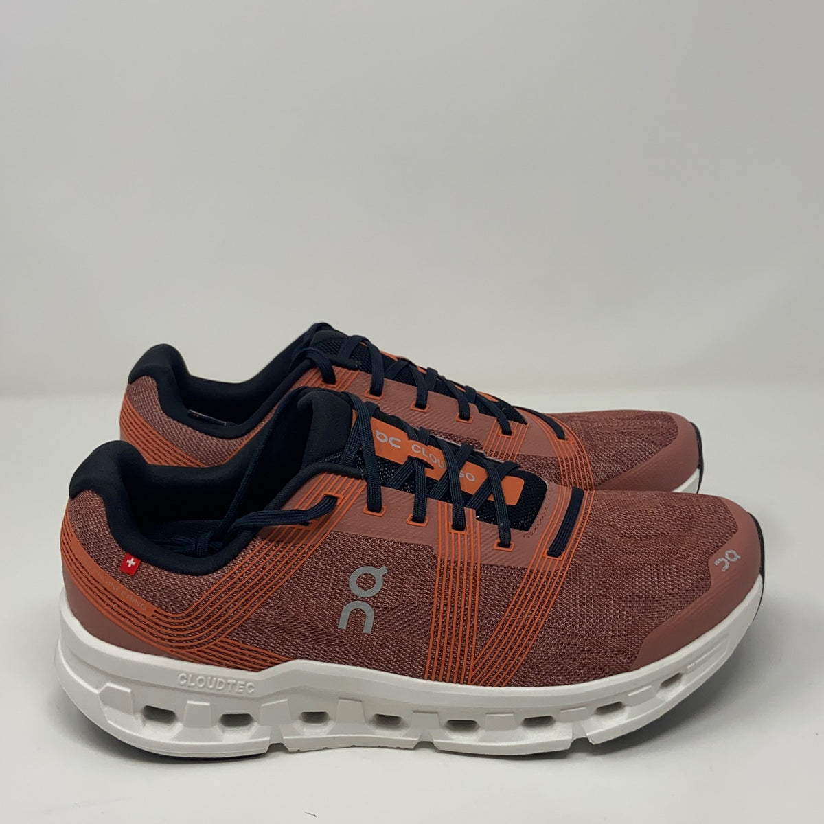 Front-UNT304209V2W