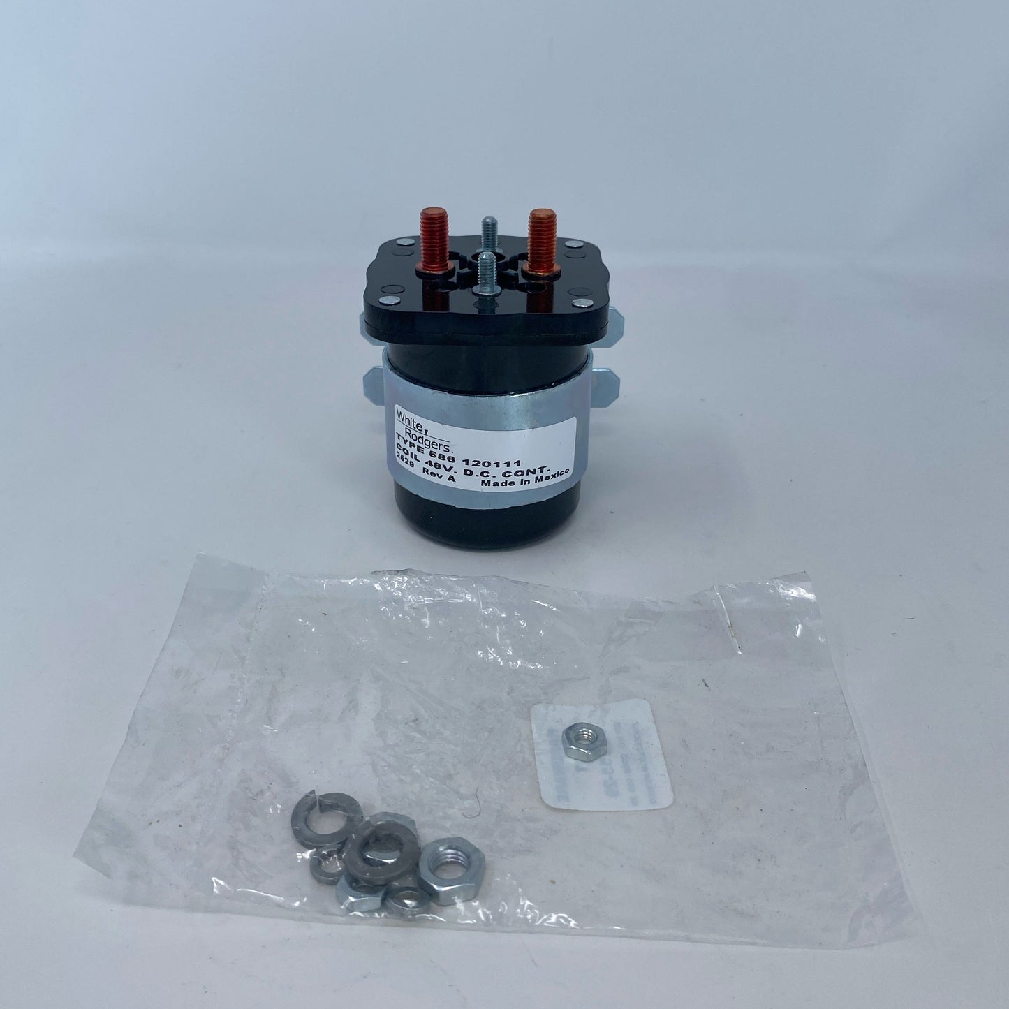 Front-UNT5371072HS