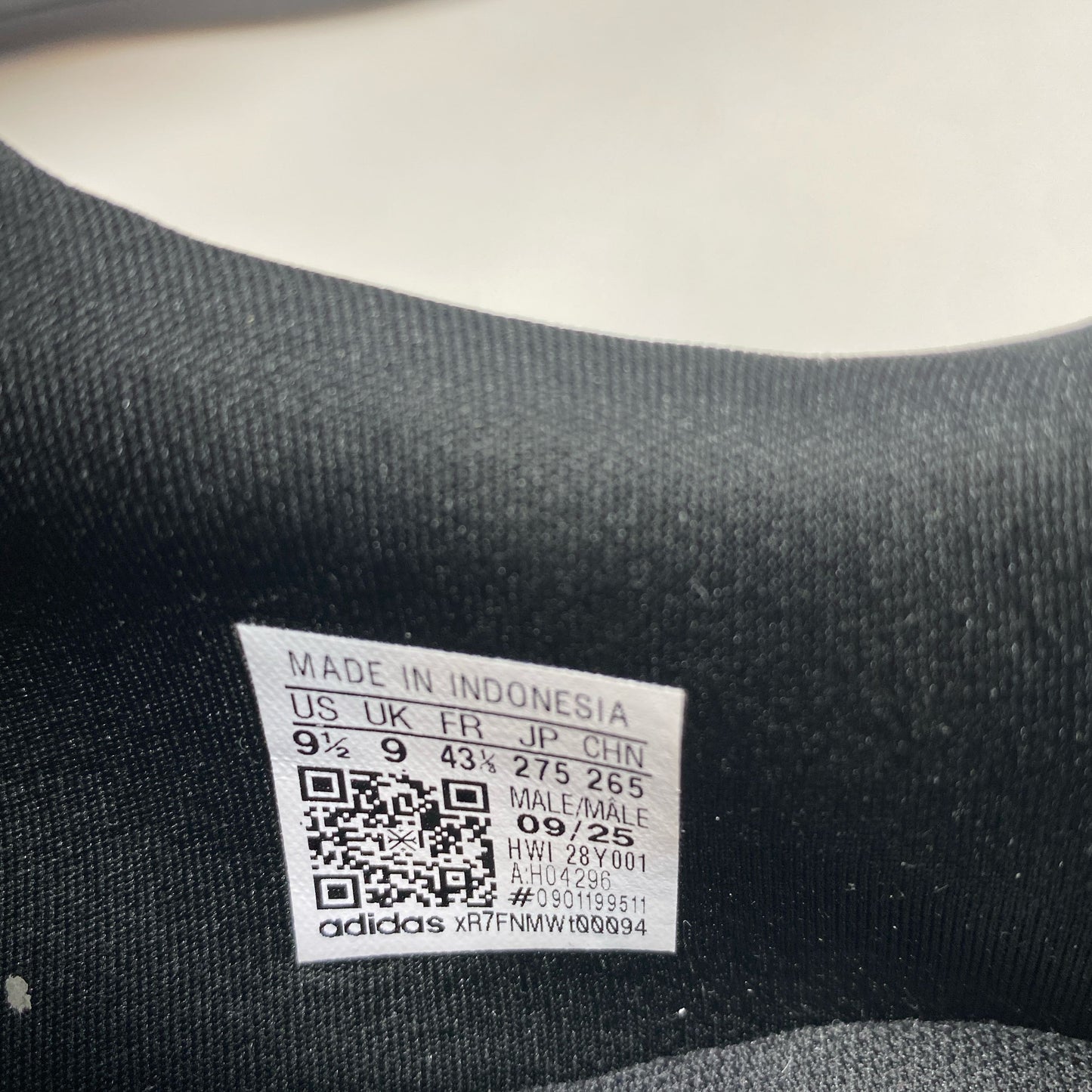 Serial #/Tag-UNT5741200YH