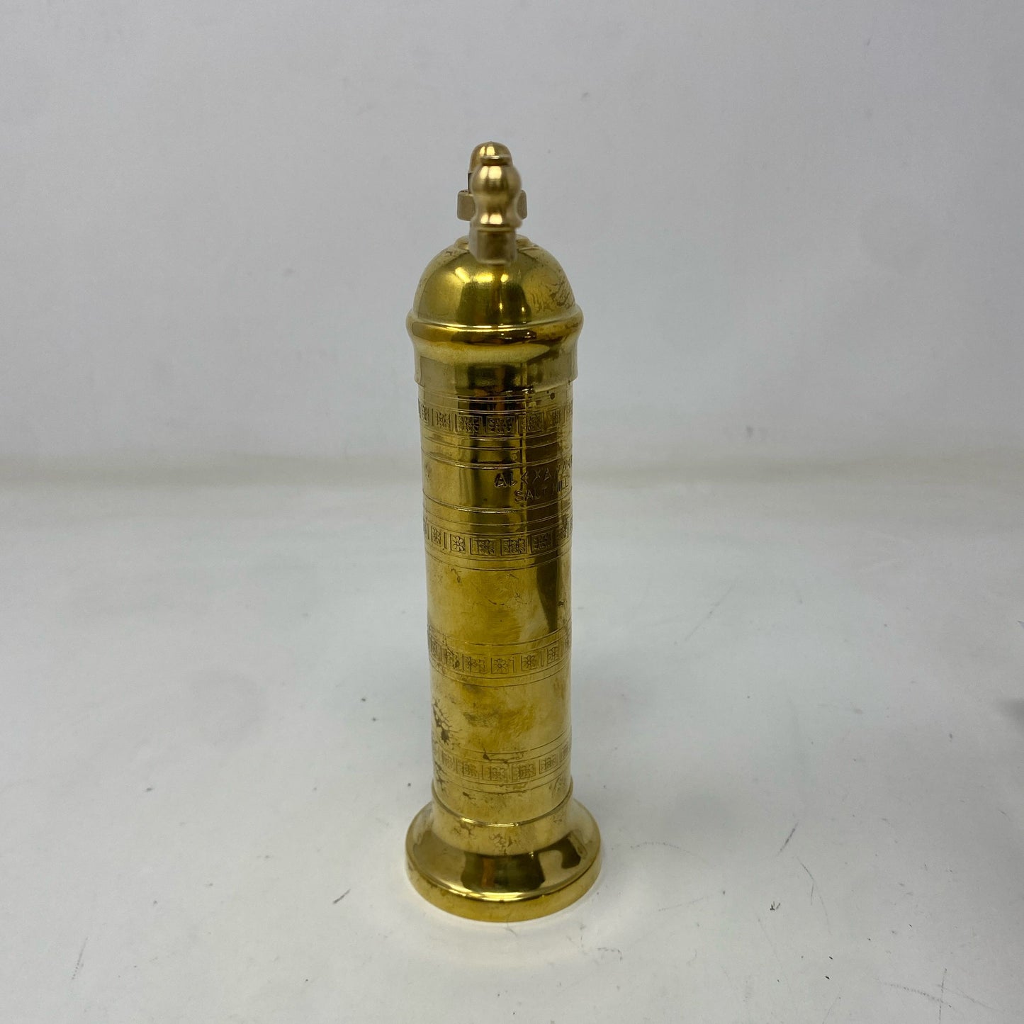 Left-LPNNE6LTP87JZ