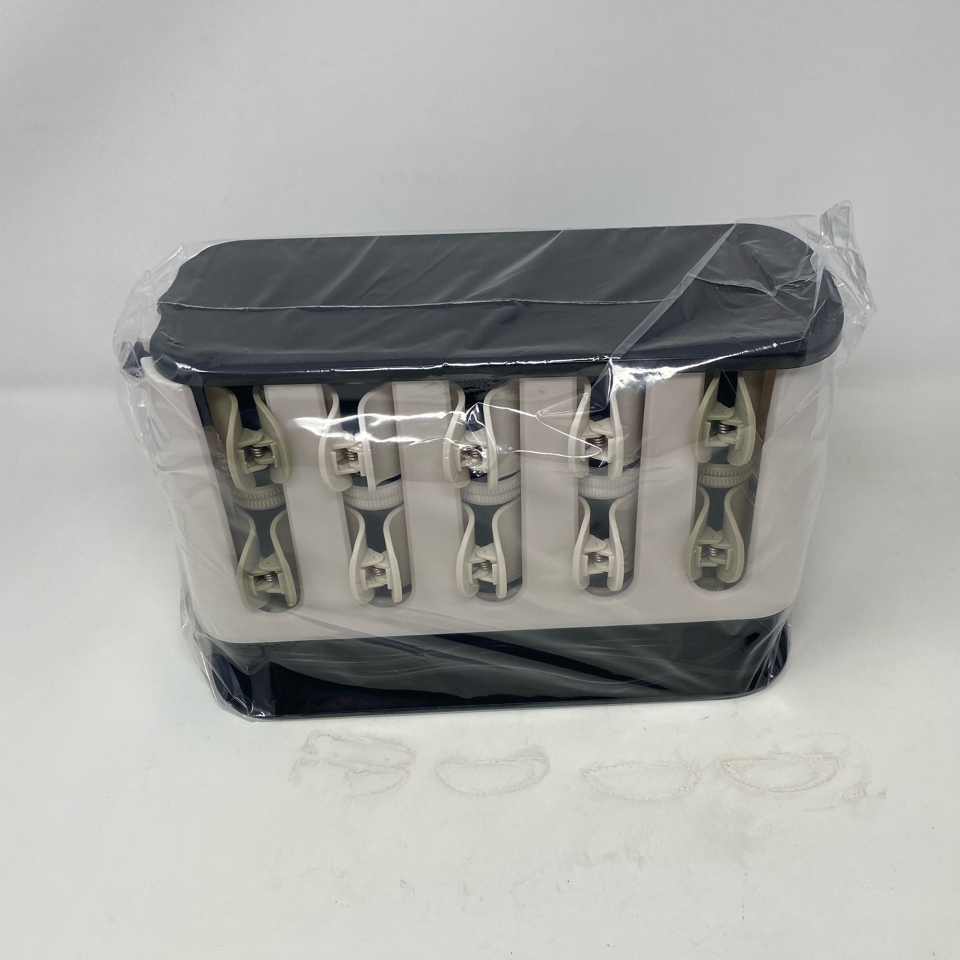 Back-UNT134472WTS