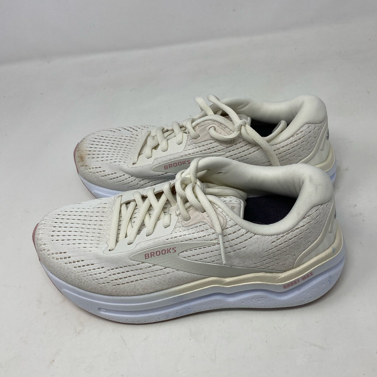 Back-UNT7183182OW