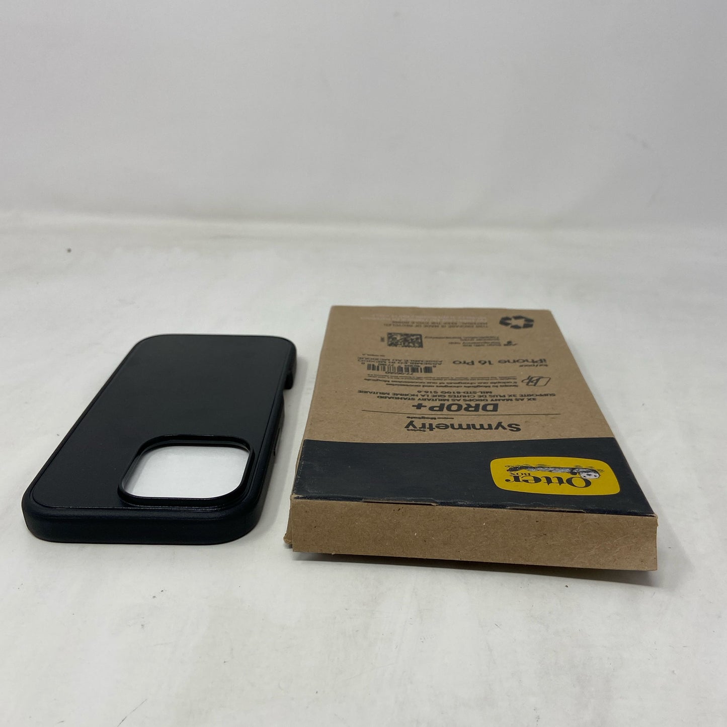 Back-UNT618100YPC
