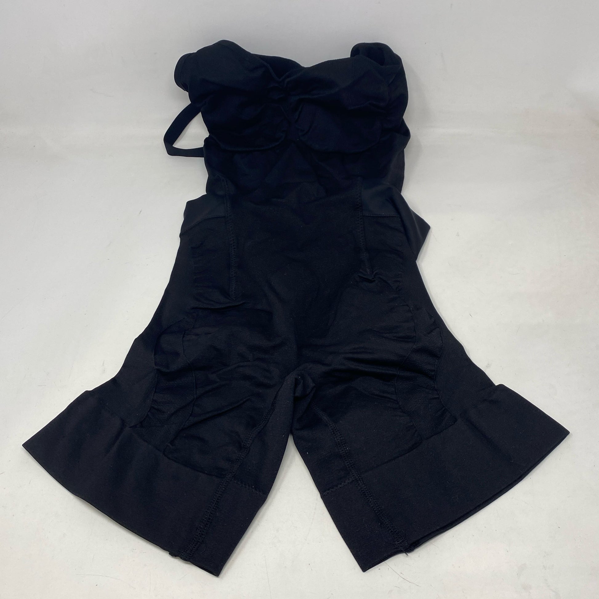 Front-UNT088745PQP