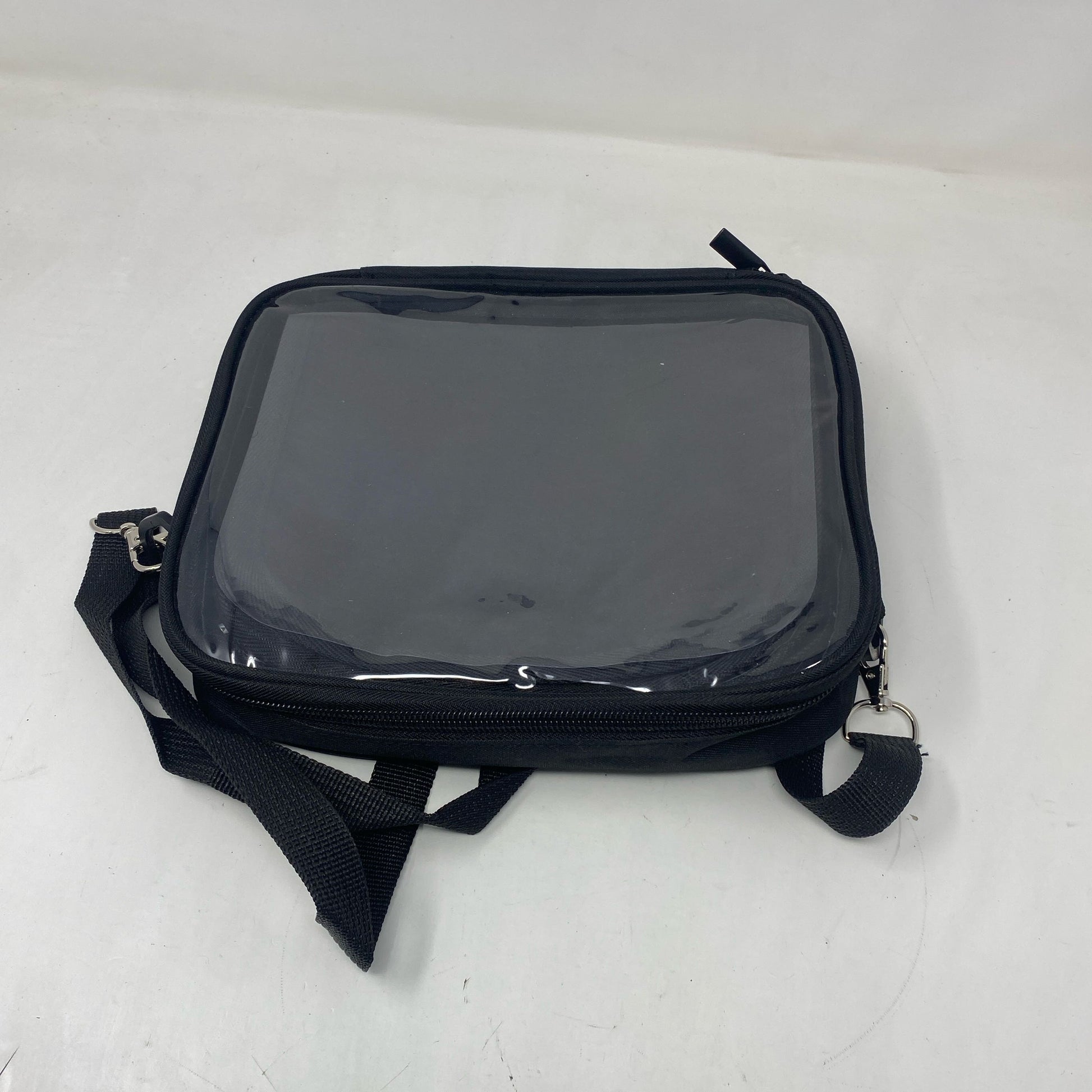 Back-UNT808472EZ8