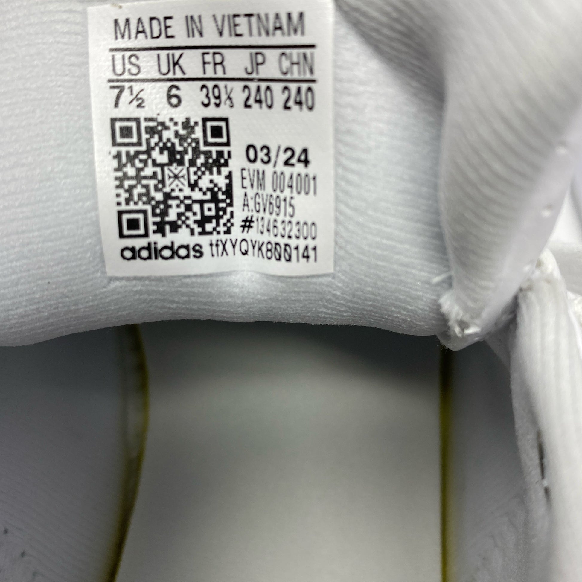 Serial #/Tag-UNT7824316KL