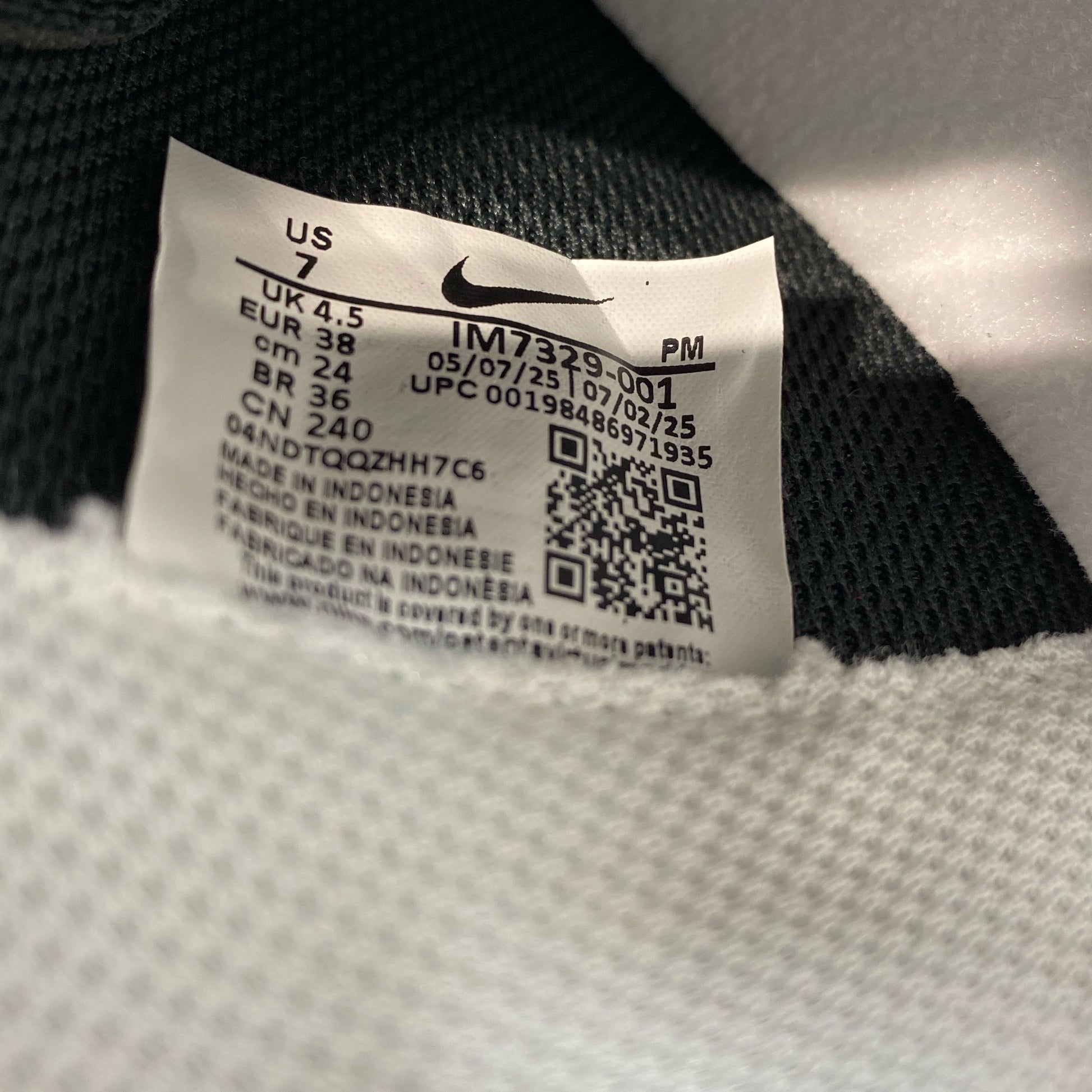 Serial #/Tag-UNT1727756QK