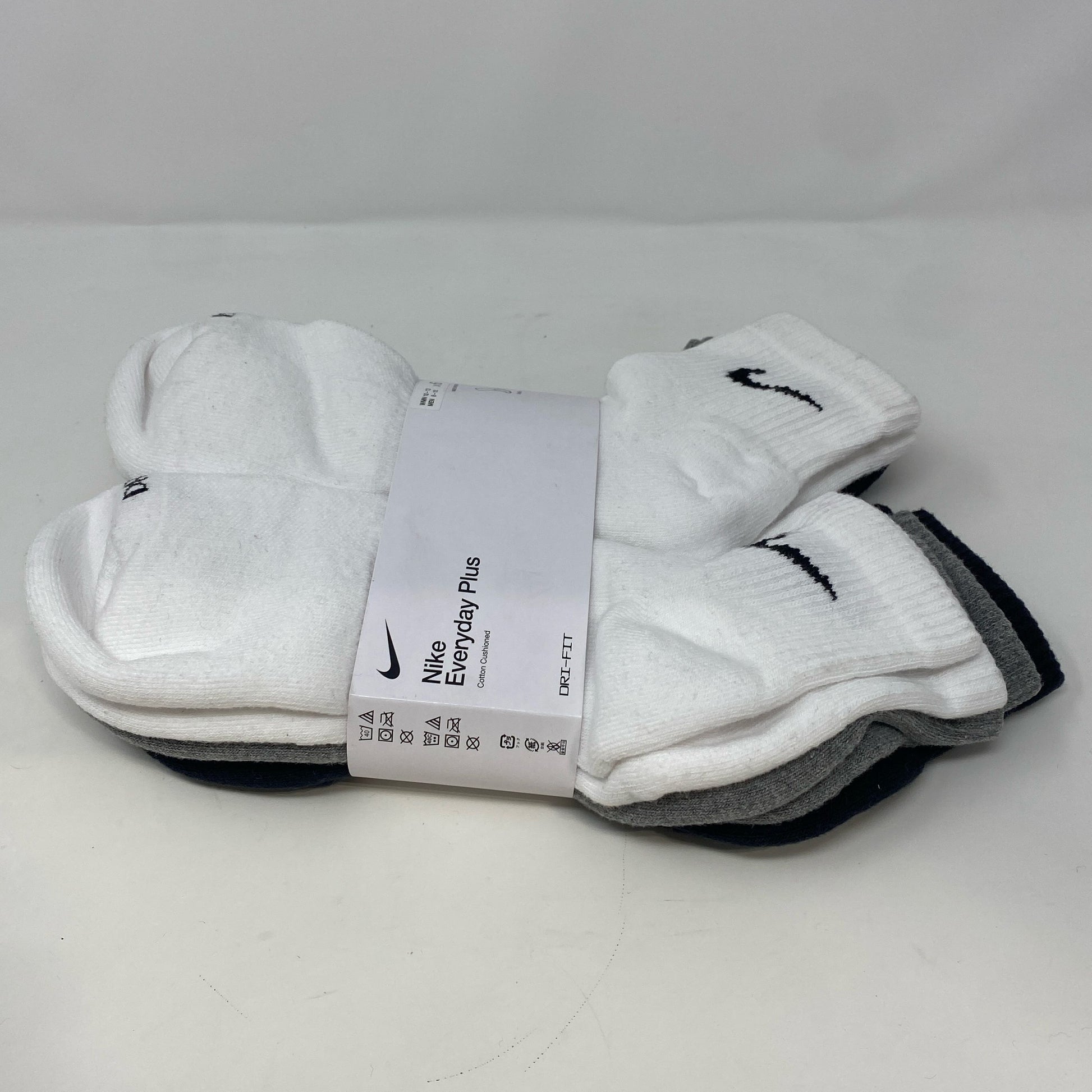Left-UNT6738374MM