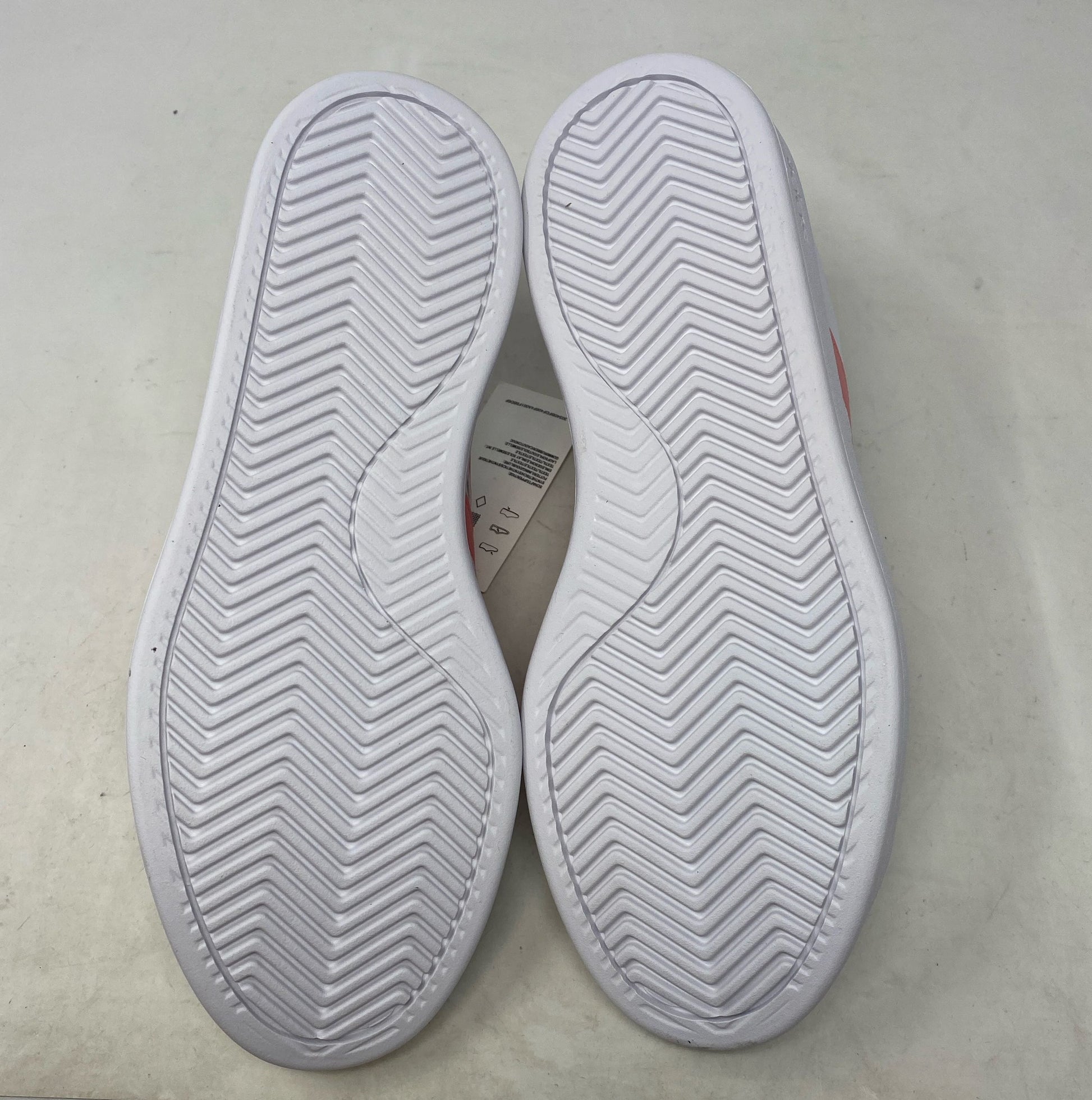 Bottom-UNT832132ZKR4