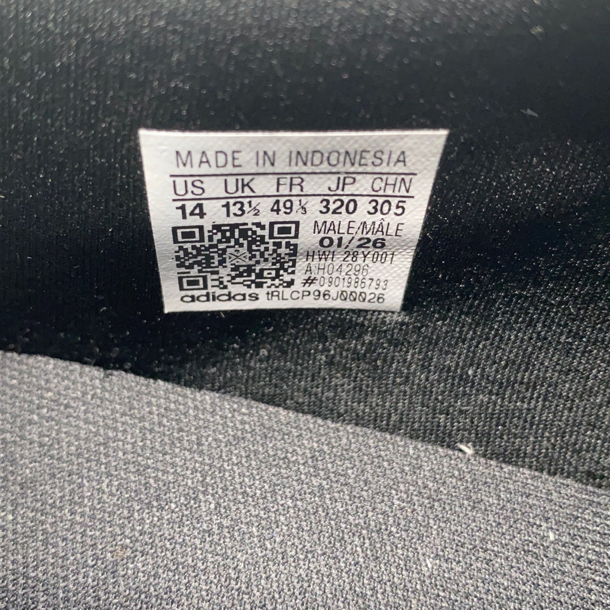 Serial #/Tag-LPNNA6M958L7N