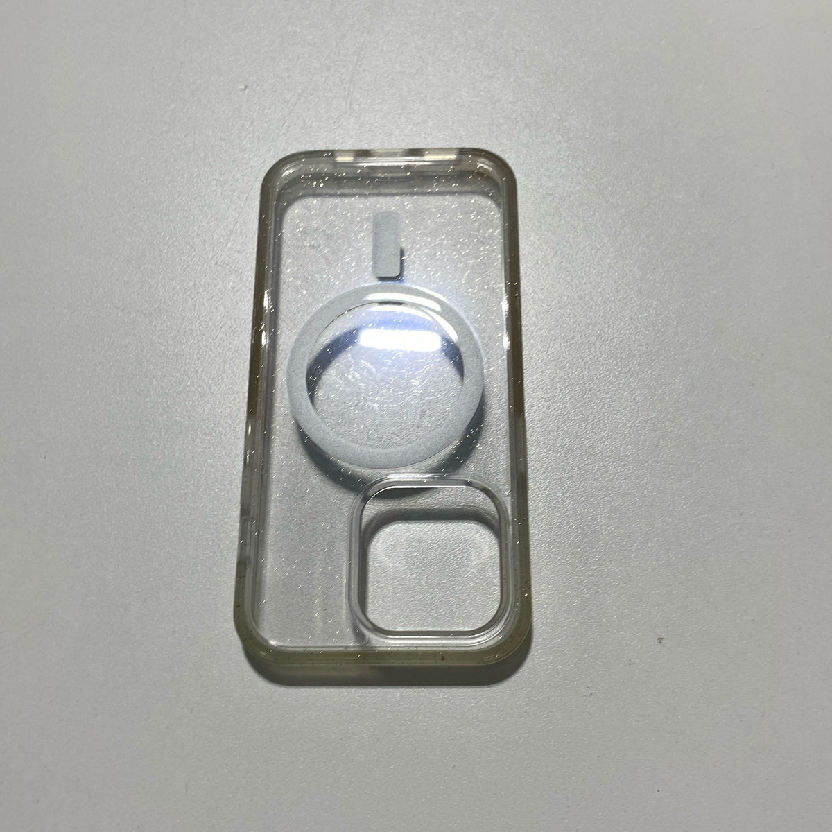 Back-UNT112519G9R