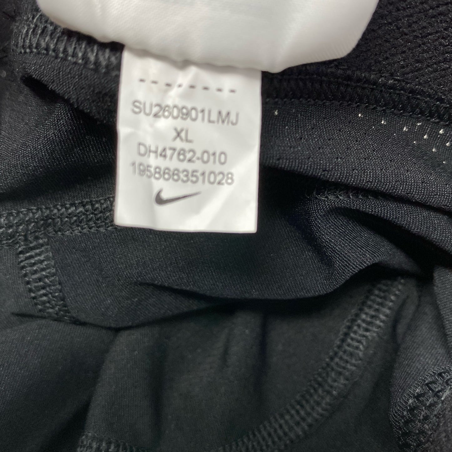 Serial #/Tag-LPNND6MZYS32N
