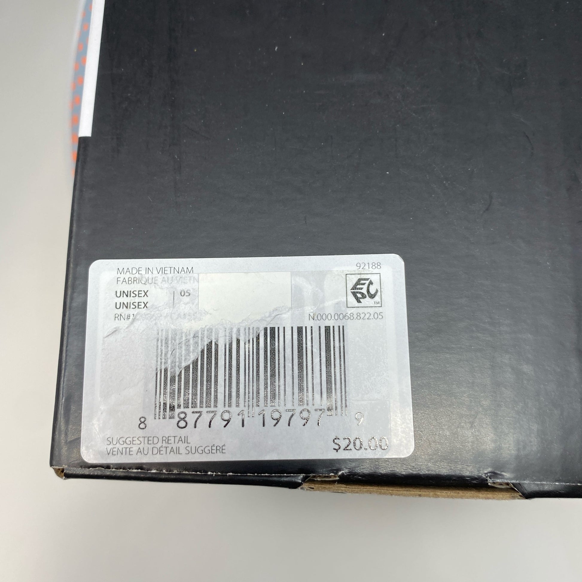 Serial #/Tag-UNT740024V6F