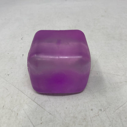 Right-LPNNC6TZX4XGV-1