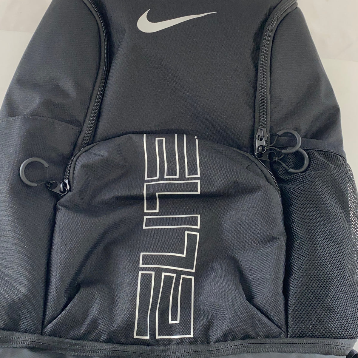 Serial #/Tag-UNT965601Q2T