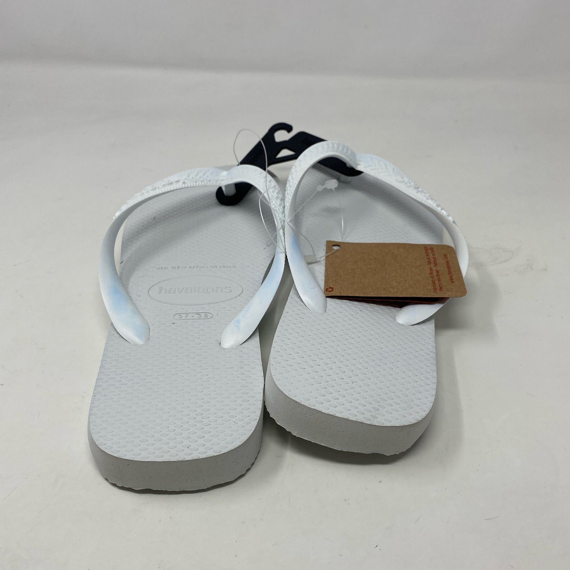 Left-LPNPMGW1555848
