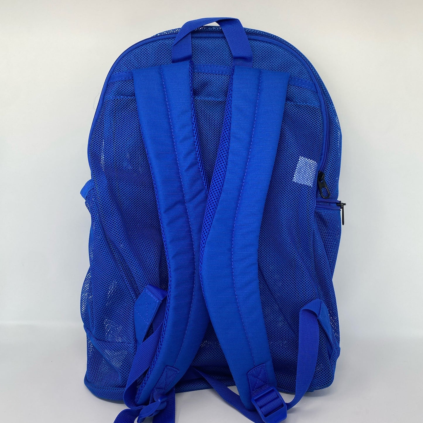 Back-LPNNA6YQ6ZLBP