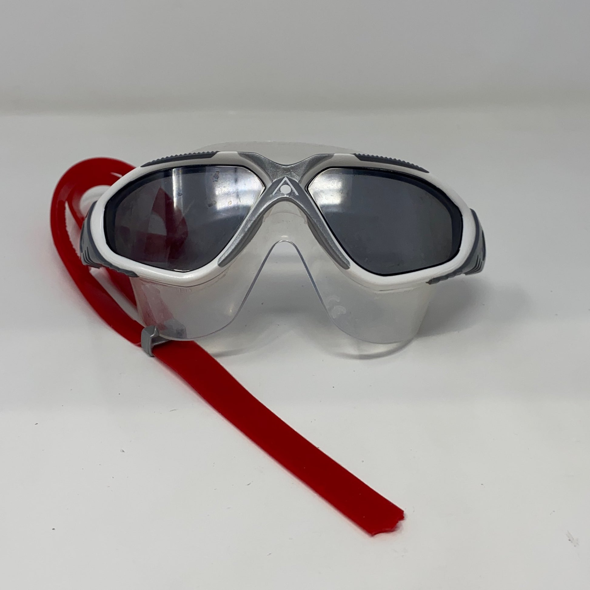 Front-LPNO587143400