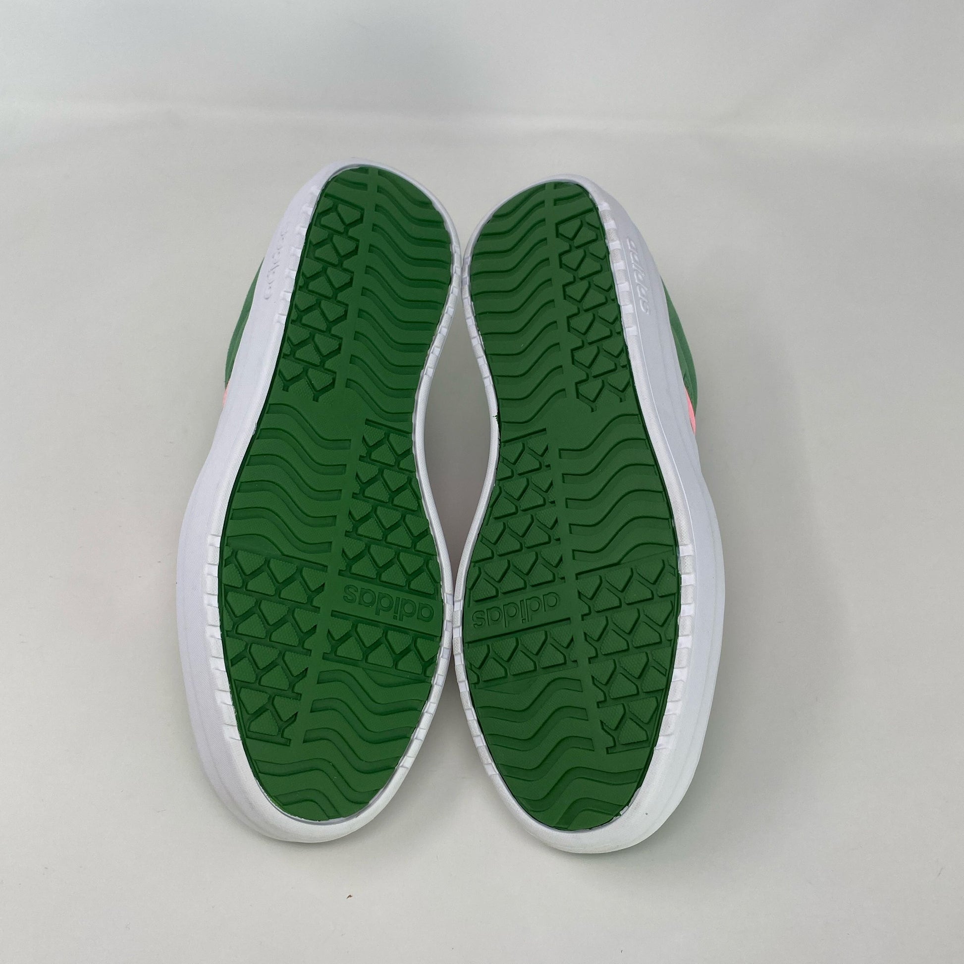 Bottom-UNT932761WJU