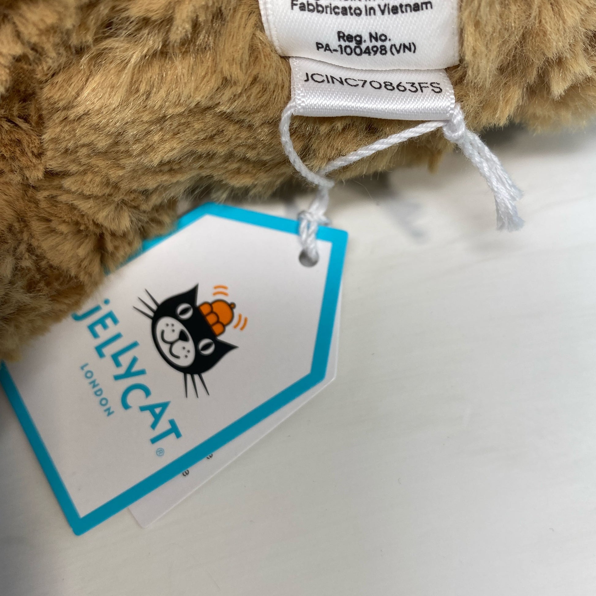 Serial #/Tag-UNT244018XE5