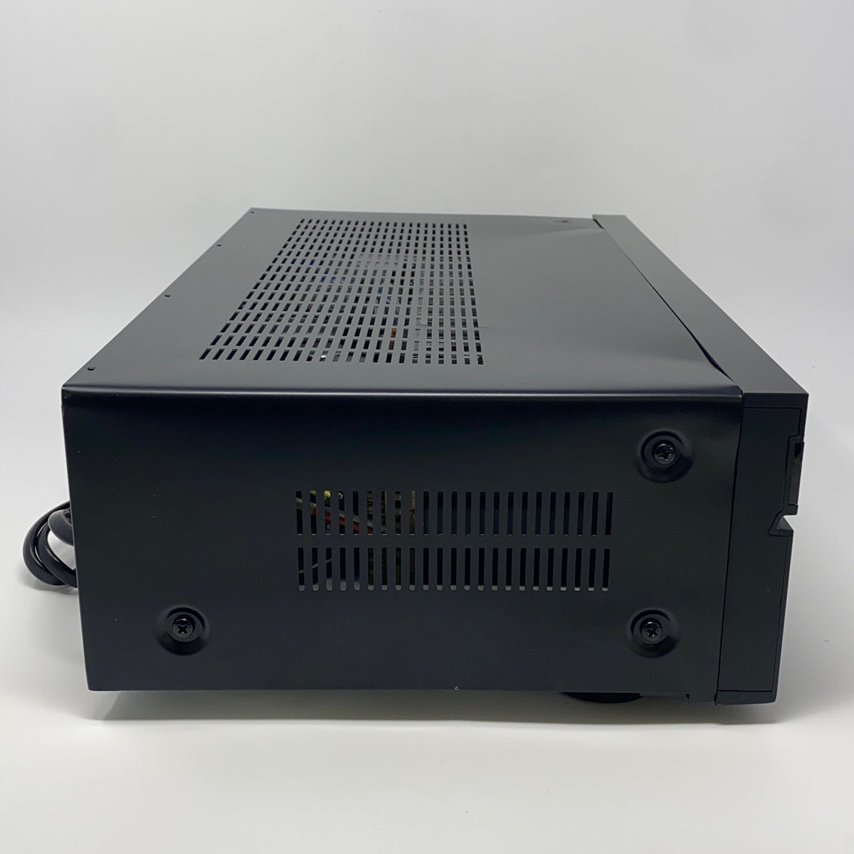 Right-UNT226850N8N