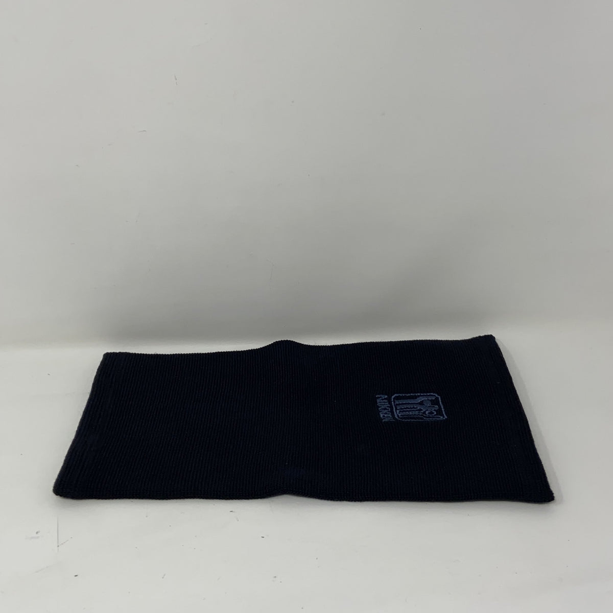 Left-UNT654982HV7