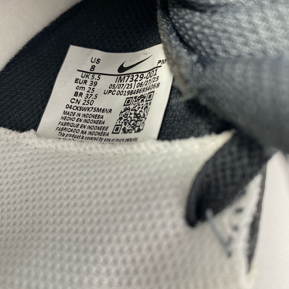 Serial #/Tag-UNT1822709ZW