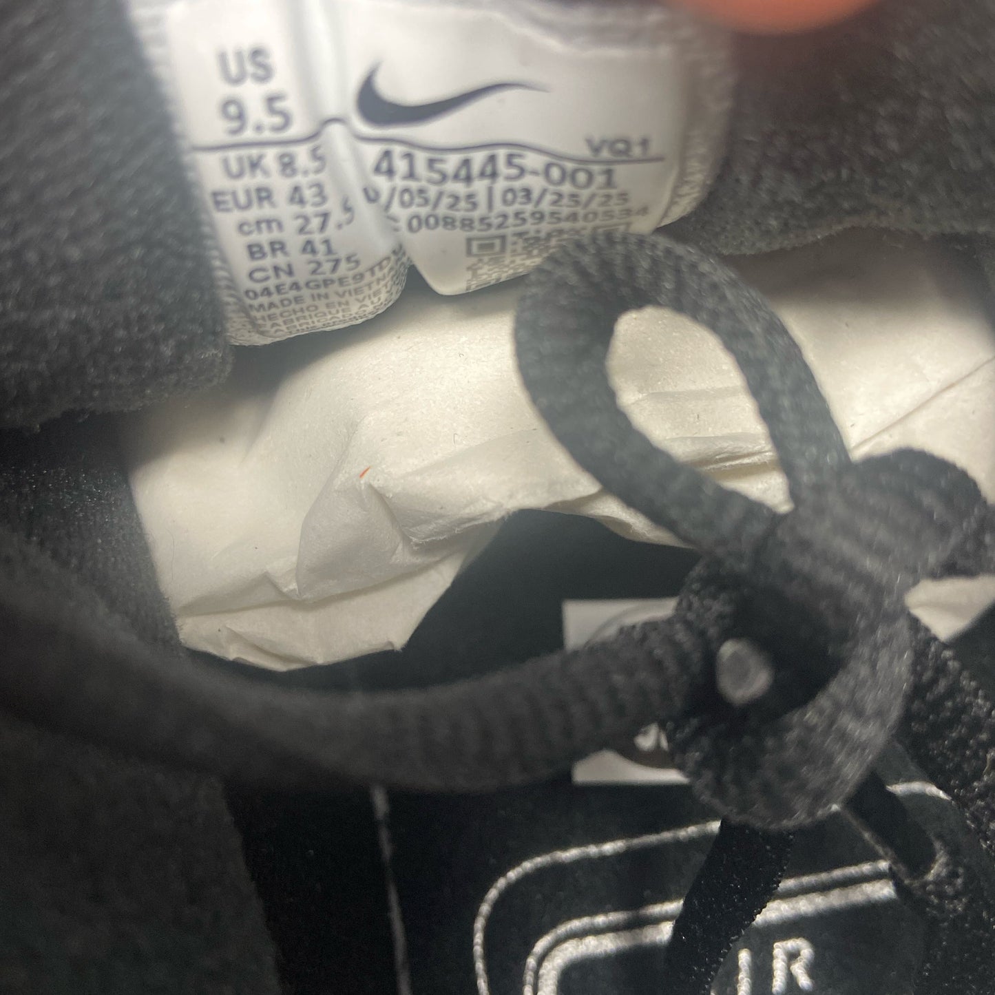 Serial #/Tag-UNT5798121XW