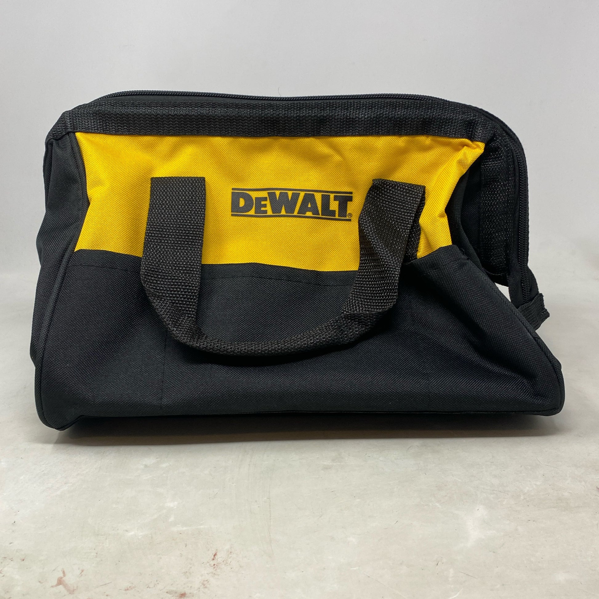 Back-LPNO498352757-1