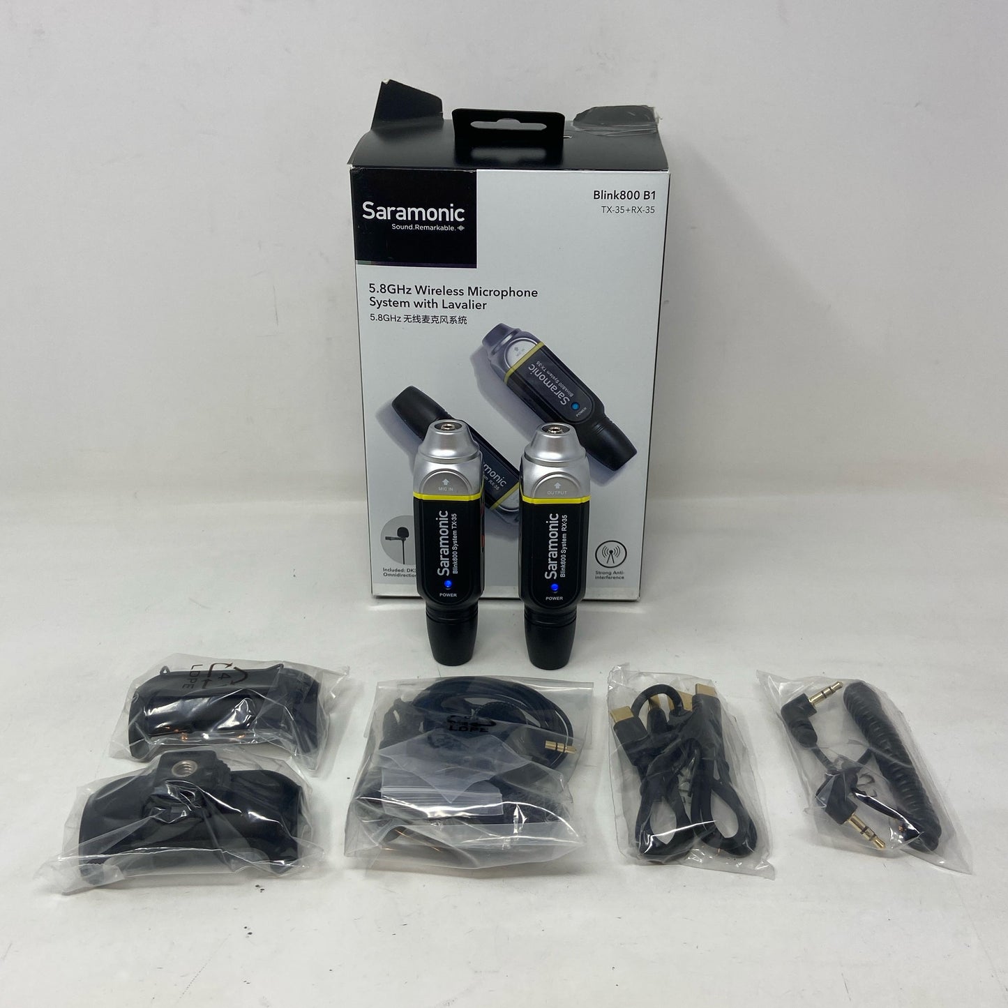Front-UNT0381428UV