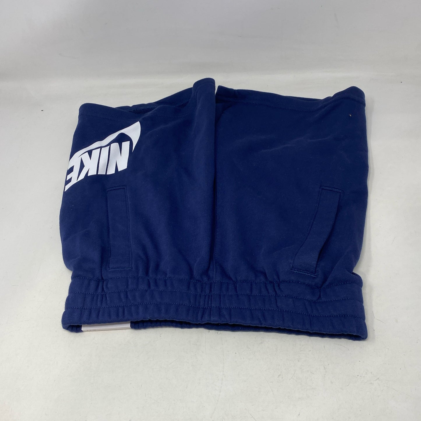 Back-UNT597036HDT