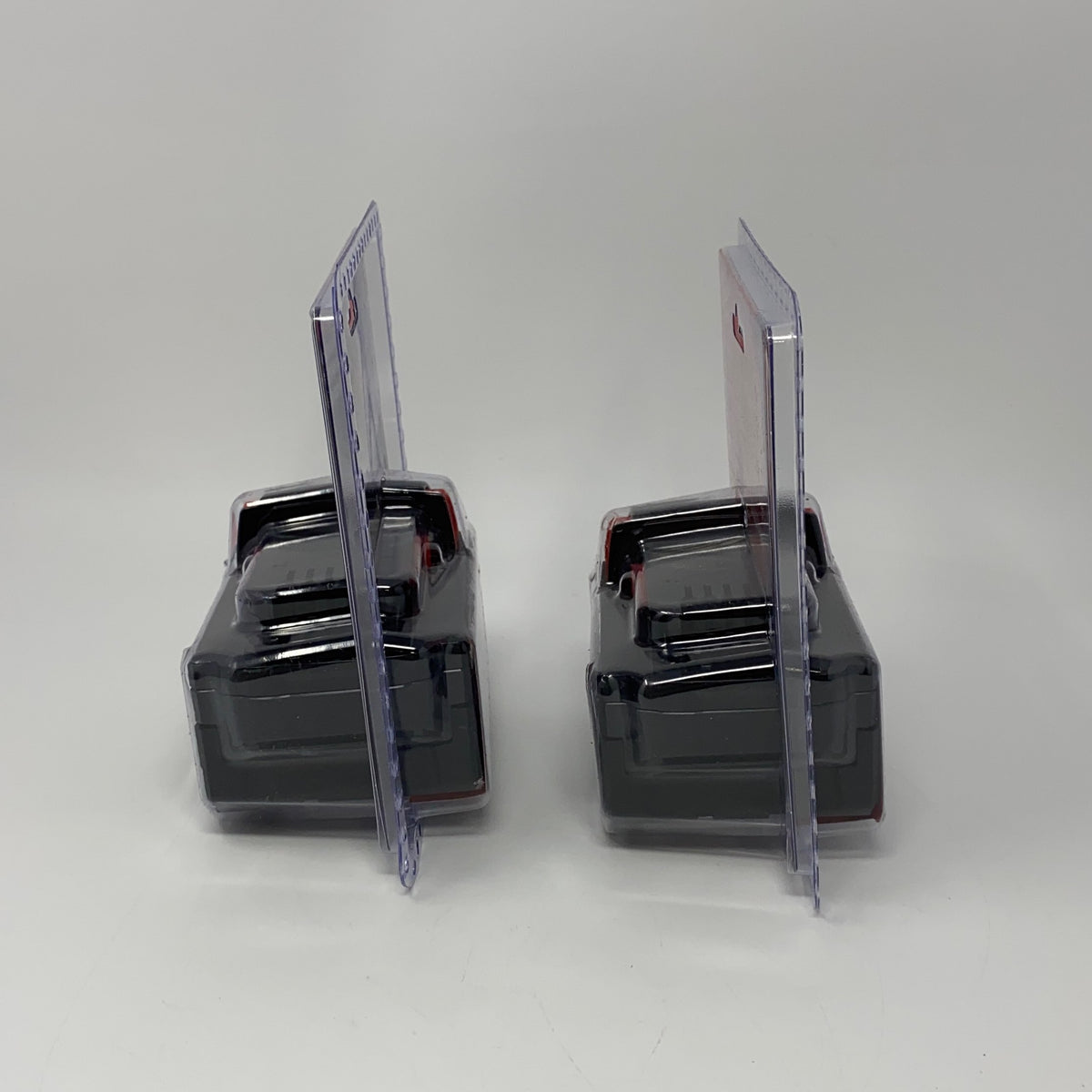 Right-UNT450154GOQ