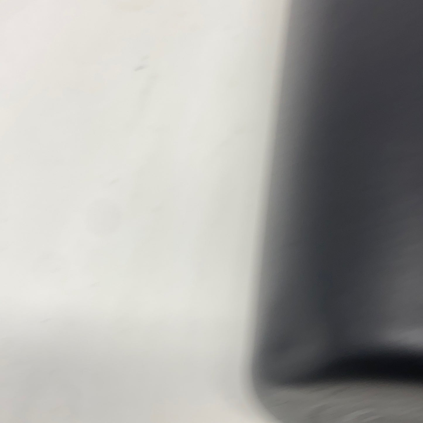 Serial #/Tag-UNT3504224ZE