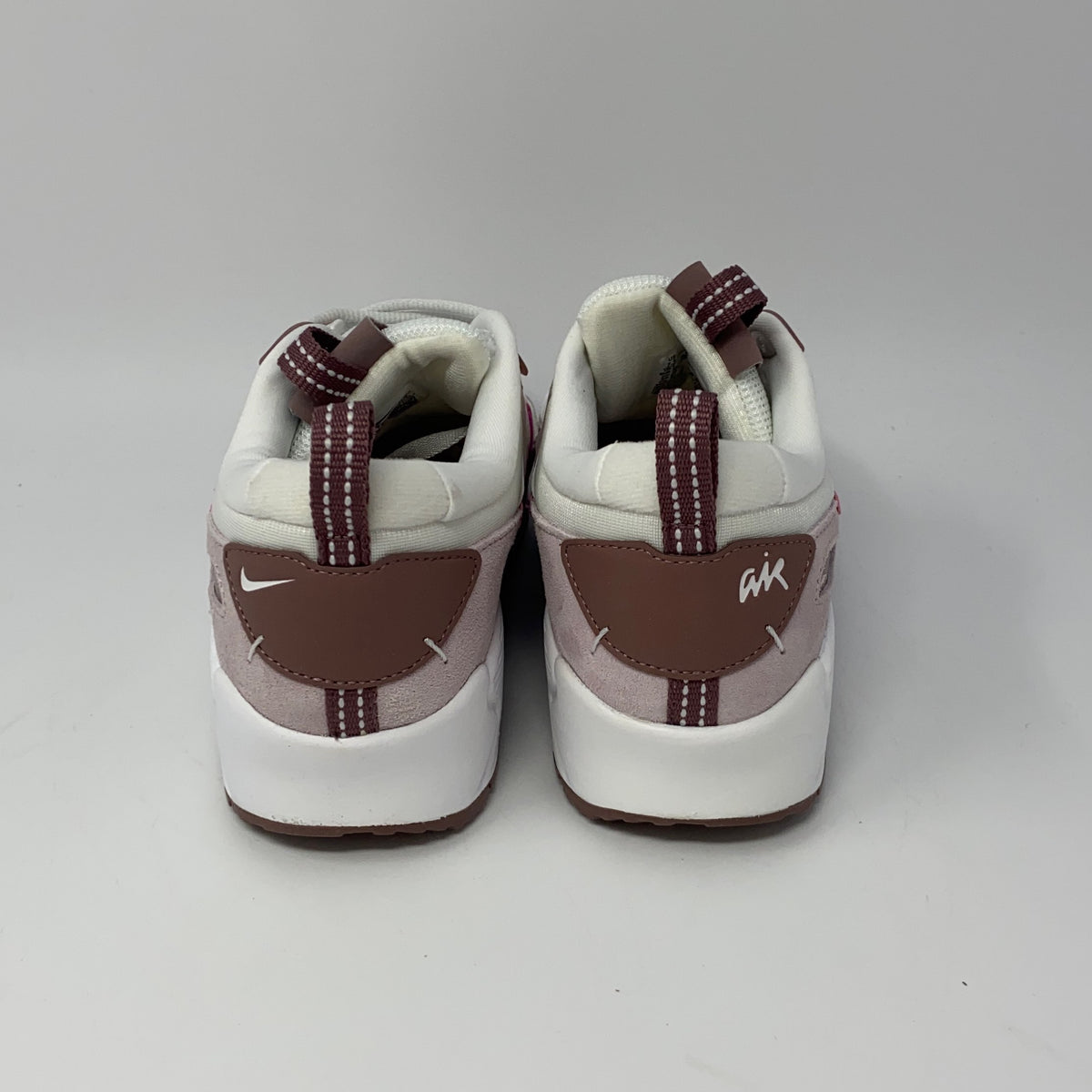 Left-UNT362678VBZ
