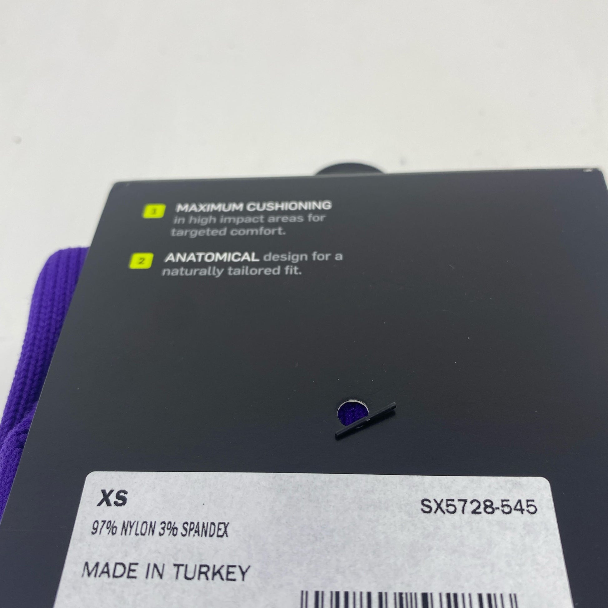 Serial #/Tag-UNT00179928IU