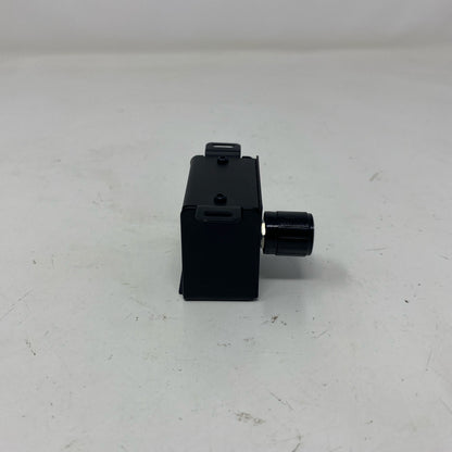 Right-UNT130591VSX
