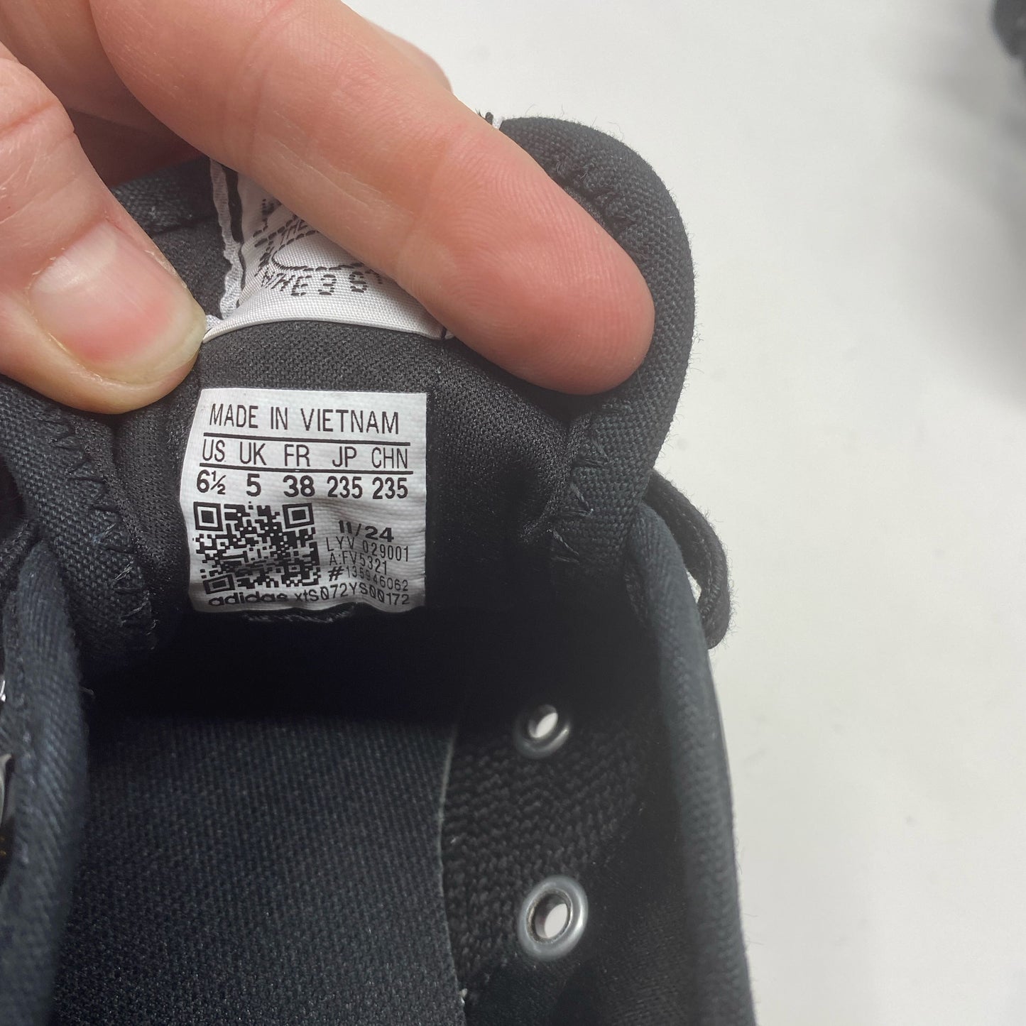 Serial #/Tag-UNT4725917SK