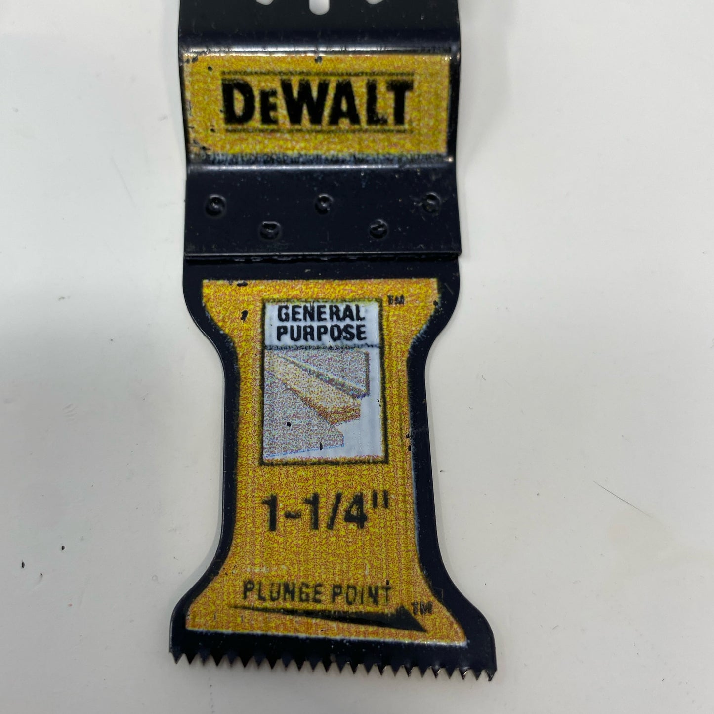 Serial #/Tag-UNT126215EIS