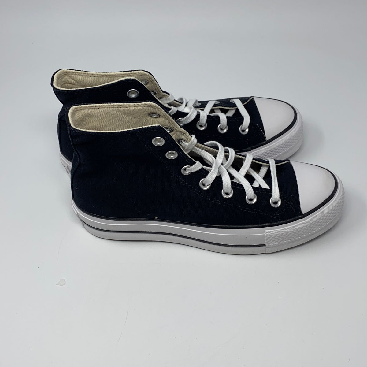 Front-UNT688301WXS