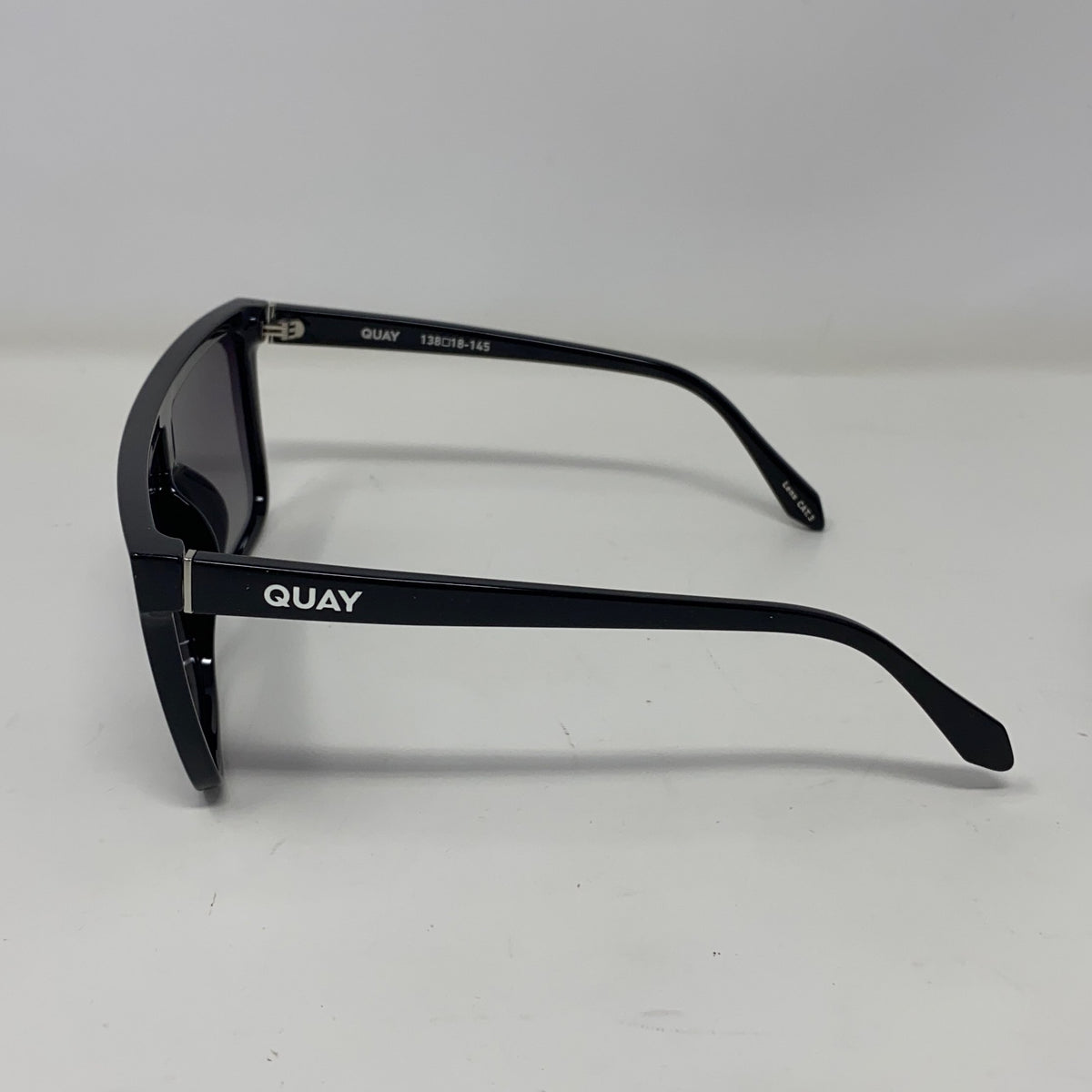 Right-UNT256170KH2