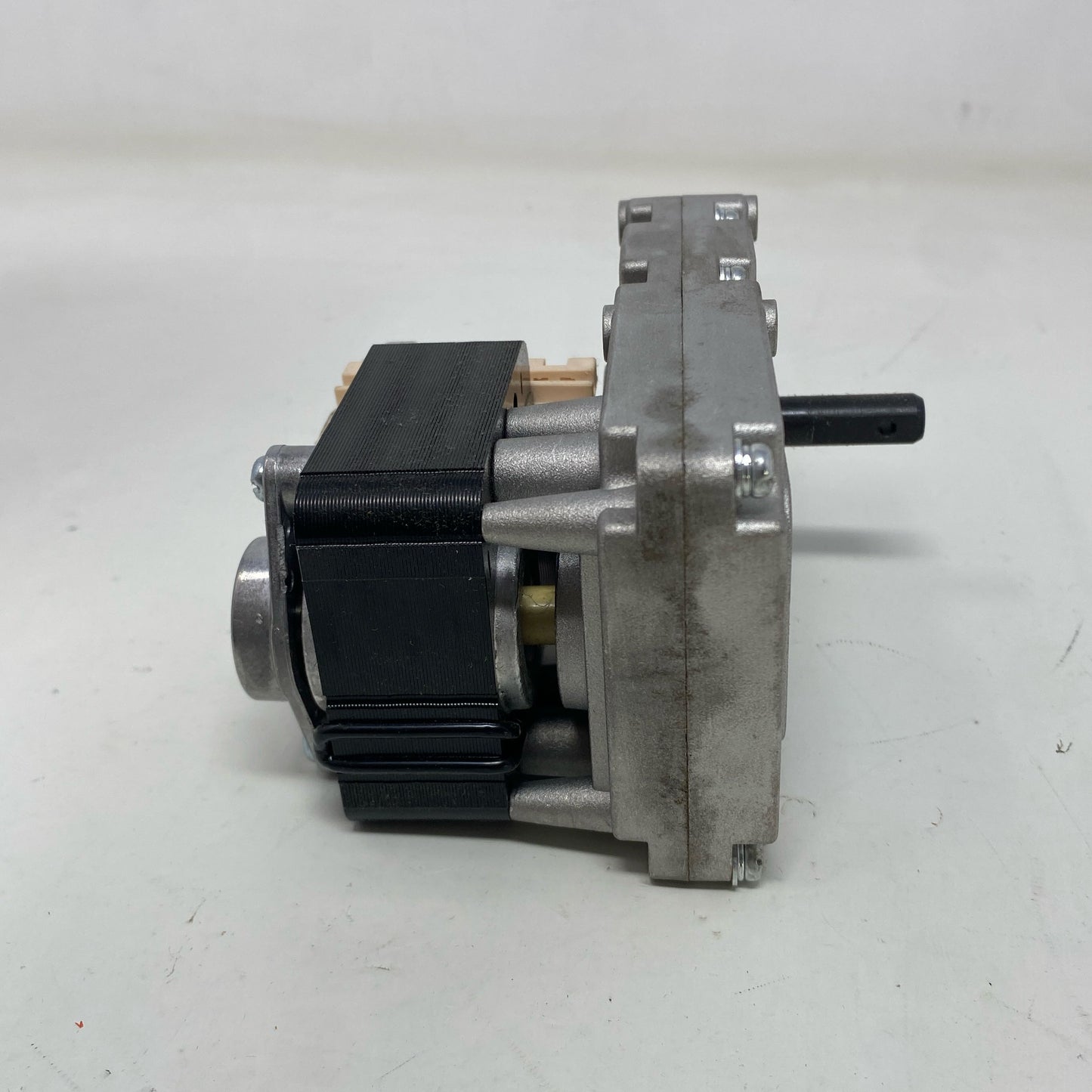 Right-UNT5131142GW